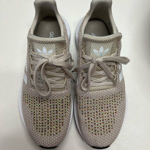 Womens adidas! Size 9